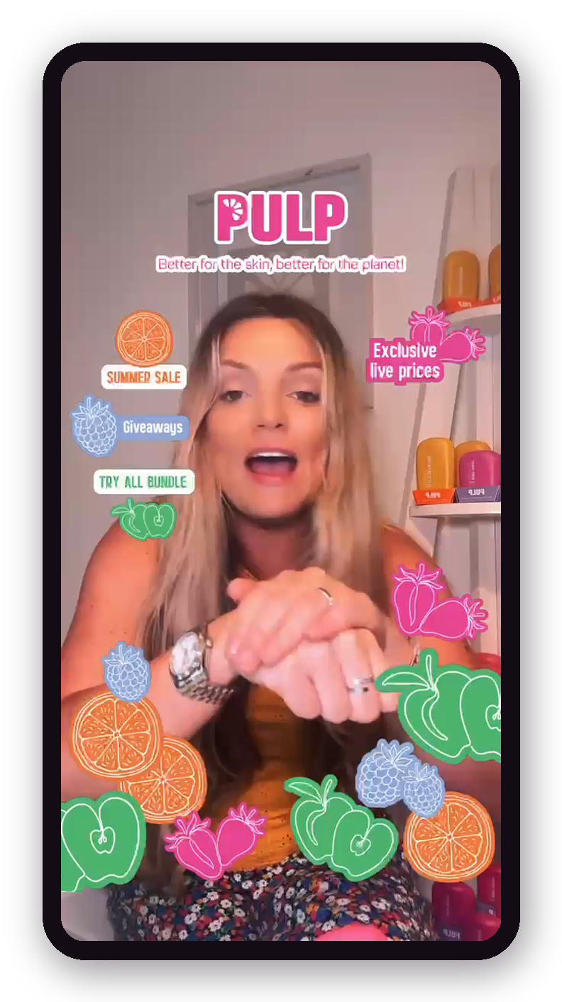 Hollyanna live on TikTok Shop selling jewellery